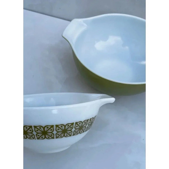 Set 3 Vintage Pyrex Square Flowers Verde Mixing Round Circle Bowls Green White - Picture 5 of 10
